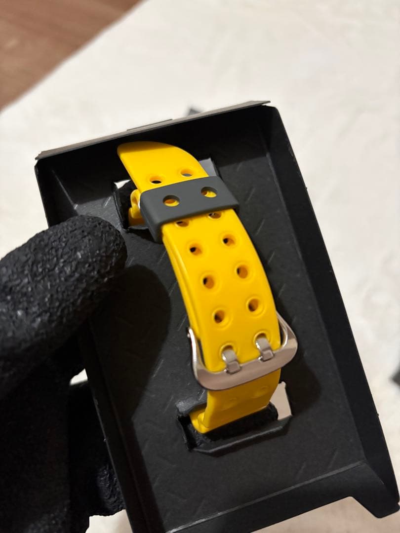 フ*ー様 極美品 G-SHOCK DW-8250Y フロッグマン メインイエロー