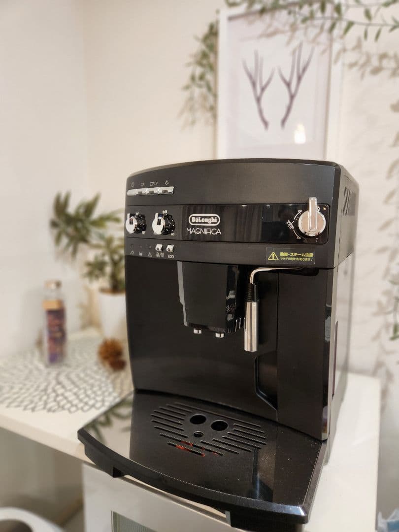 GW限定値下中【動作良好】delonghi　デロンギ　マグニフィカ　全自動