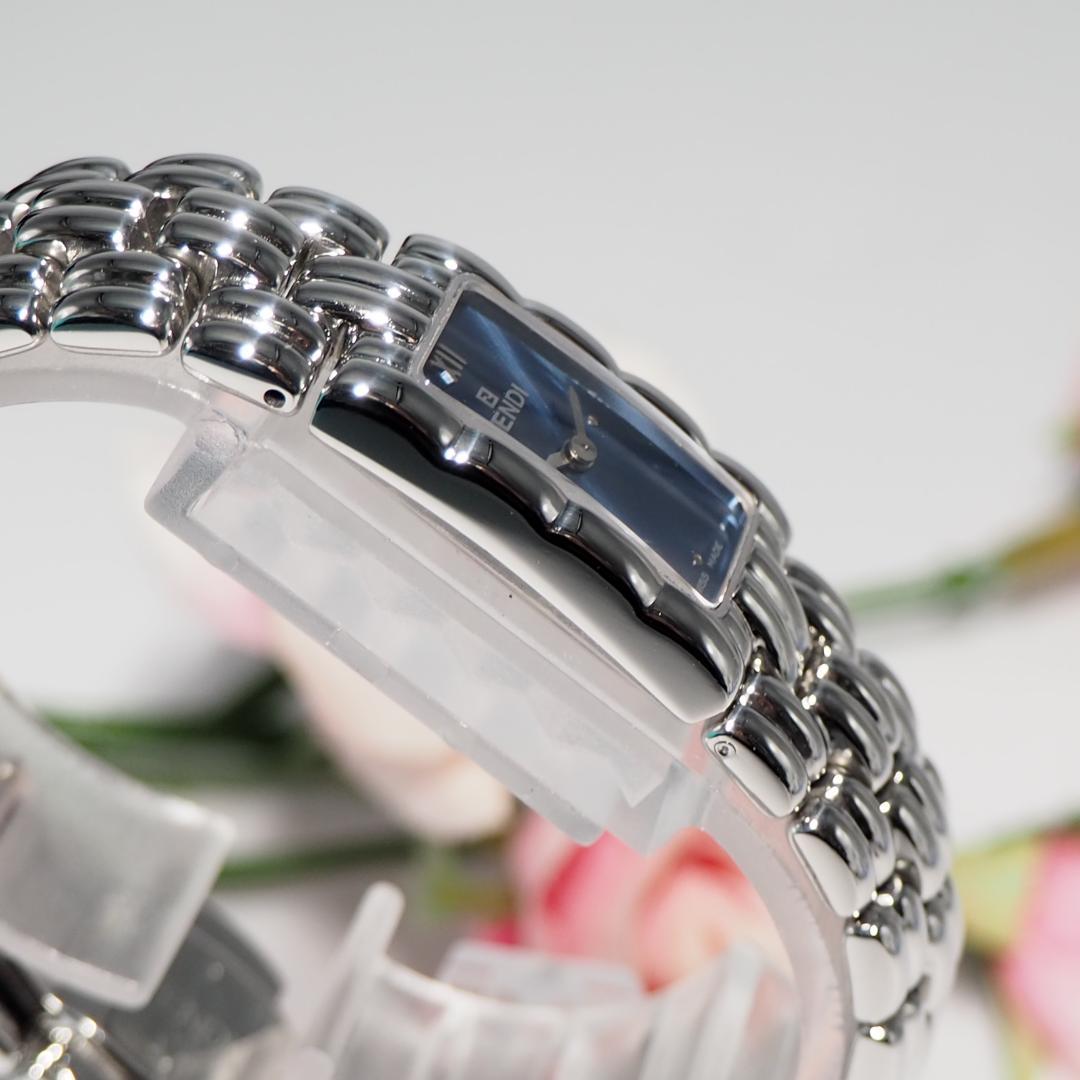 美品 フェンディ FENDI 660L ネイビー文字盤 腕時計 箱 H485