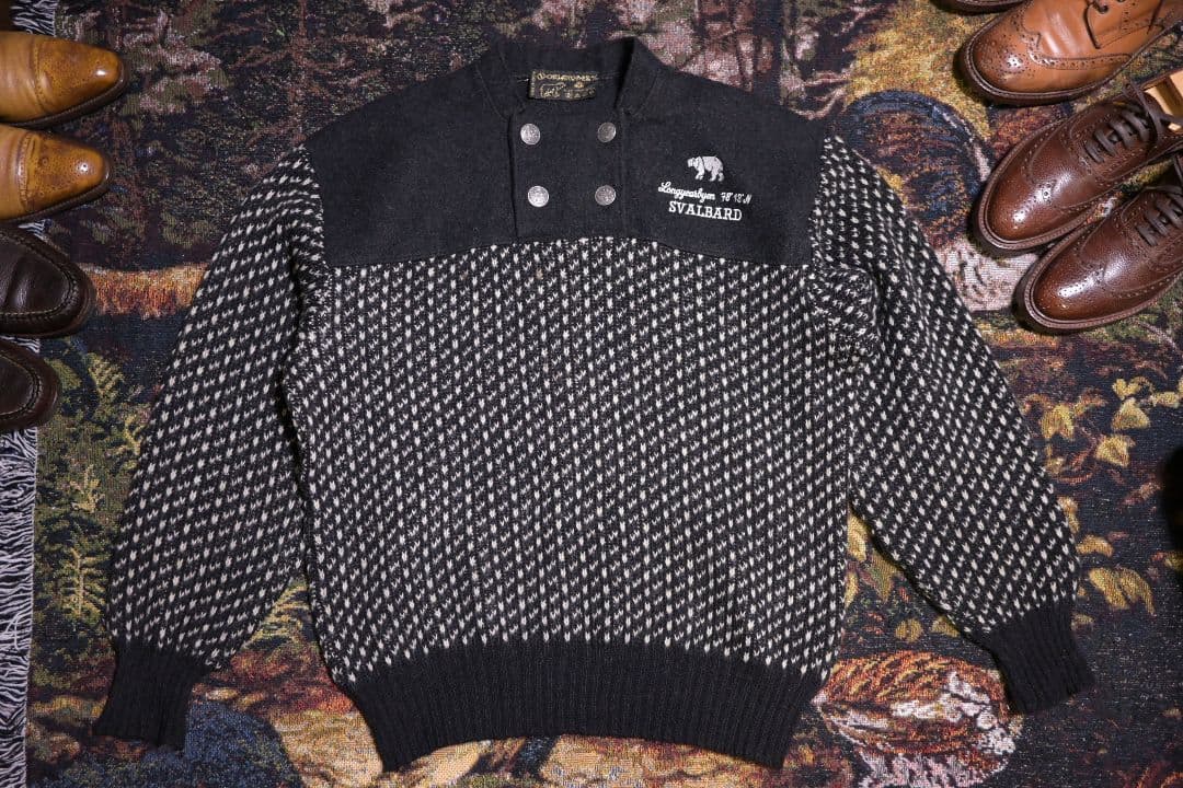 専用SPECIALs Black Birdseye Knit in Norway
