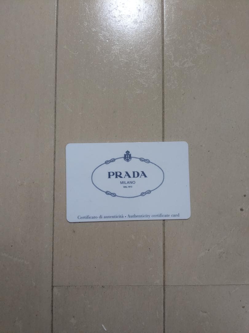 【PRADA】財布　VITTELLO GRAIN　１ML506