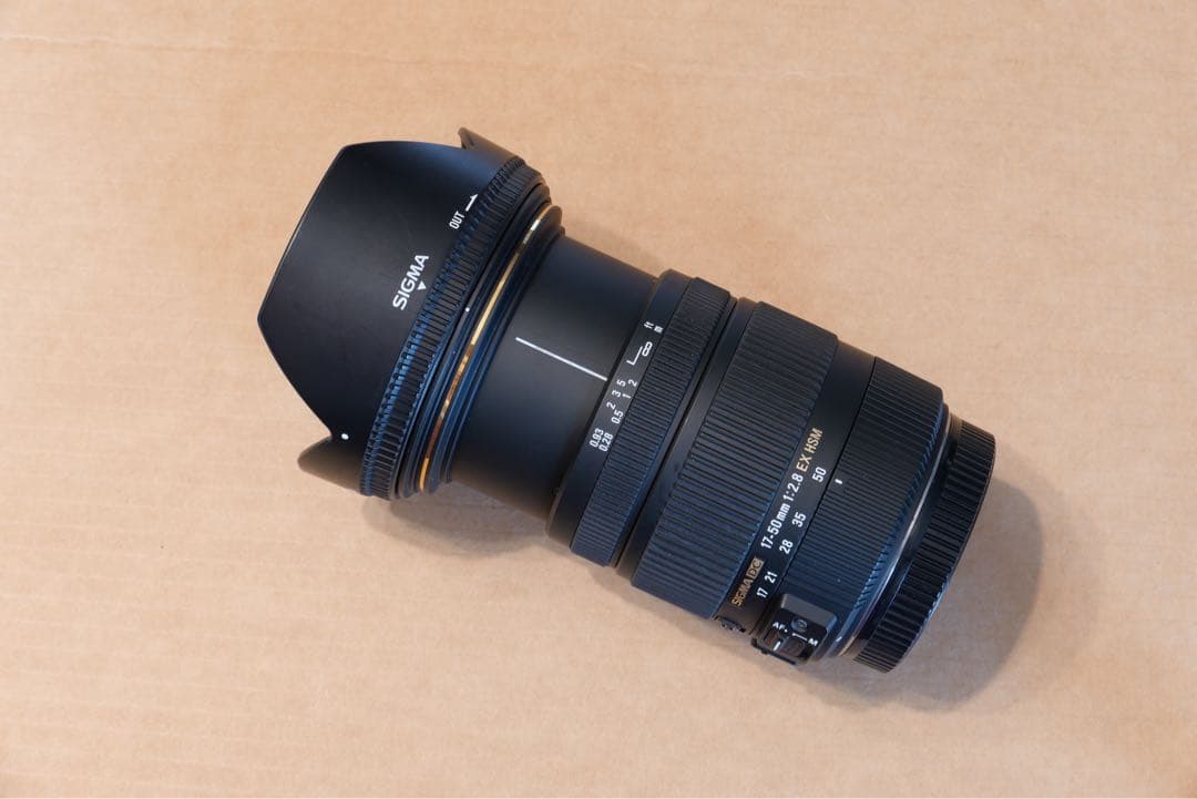 SIGMA 17-50mm F2.8 キヤノンEF-Sマウント