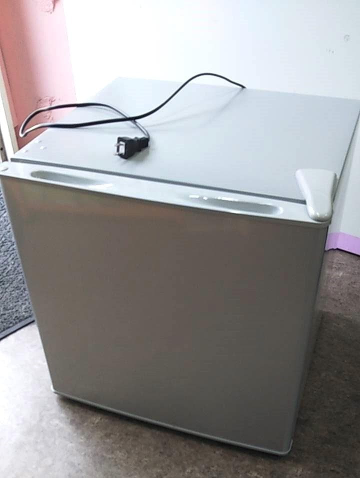 中古 美品 46L 1ドア 小型 冷蔵庫 アズマ MR-50B 2023年製