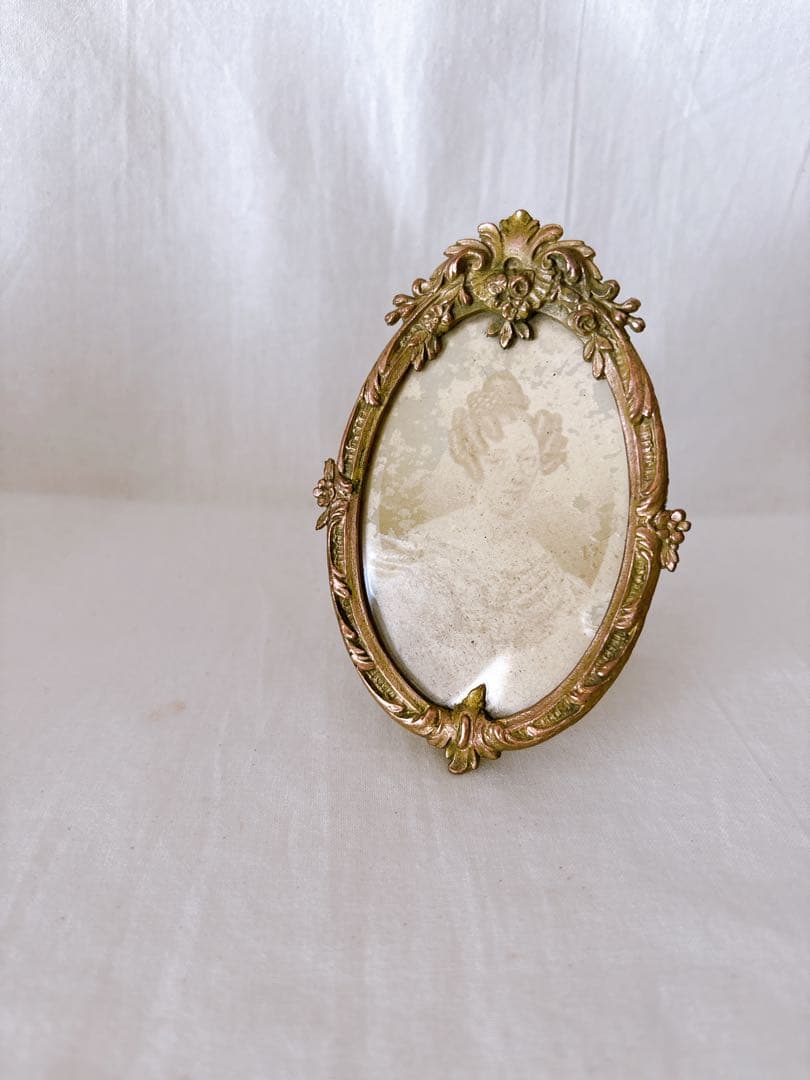 【さゆり さま】　フランスアンティーク　真鍮製フォトフレーム・アール・ヌーヴォー