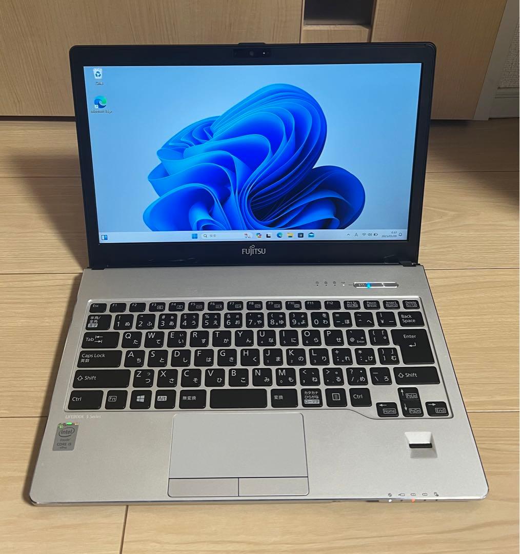 ノートパソコン 富士通LIFEBOOK S935 第5世代Core i5