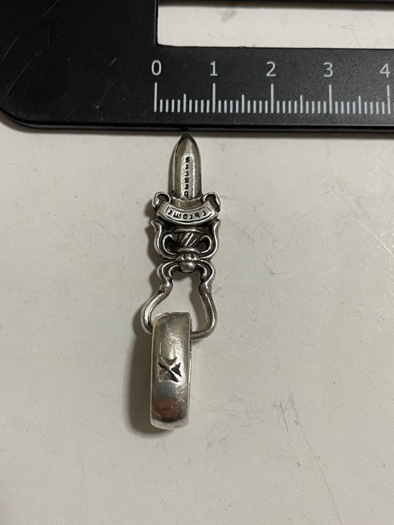 大幅値下げ！CHROME HEARTS クロムハーツ　ダガー　チャーム　パーツ