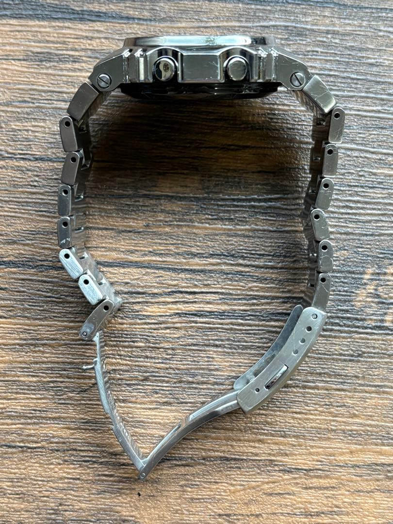 G-SHOCK GMW-B5000D-1JF 電波ソーラー シルバー