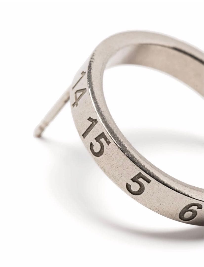 【MAISON MARGIELA】ナンバリングピアス　片耳