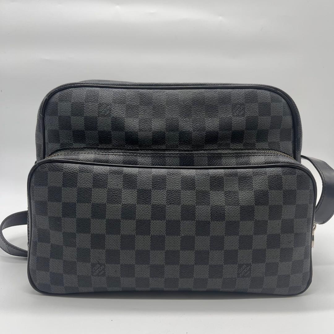ルイヴィトン イオ ショルダーバッグ ダミエ ブラック 大容量 クロスボディ 黒