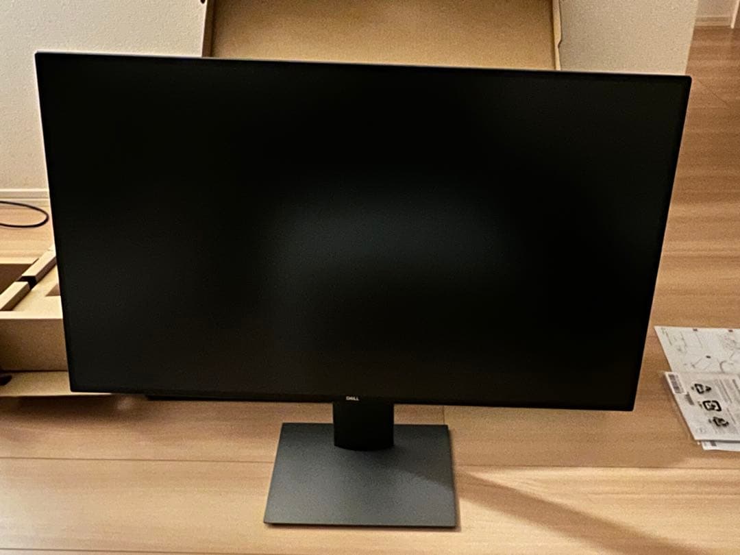 イ*ケ様 【美品】DELL U2719D 27インチ ディスプレイ本体 シルバー