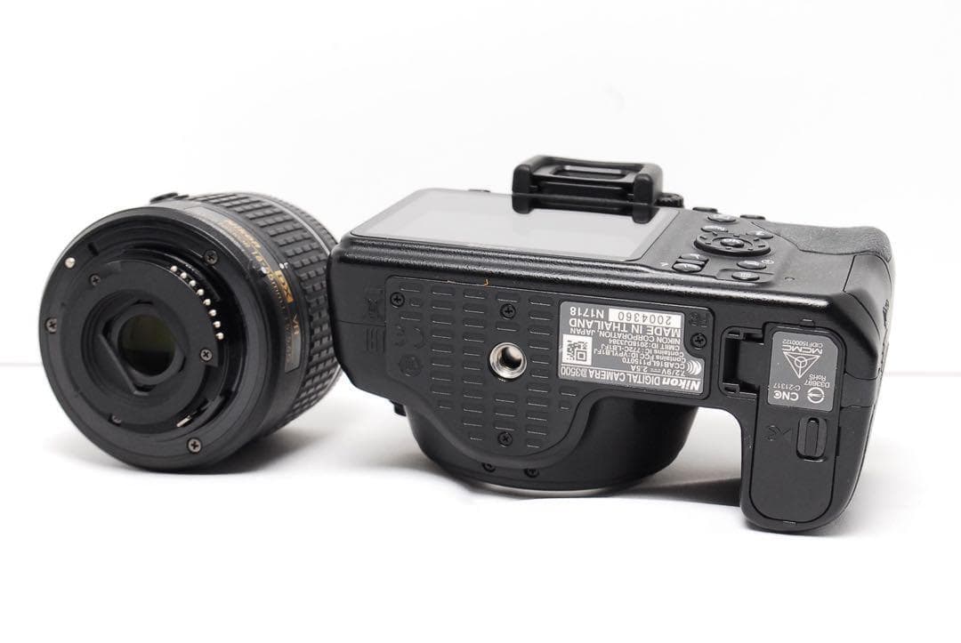 むぎ！！！✨️美品✨️Nikon D3500のすぐ使えるセット 【バッグ無】