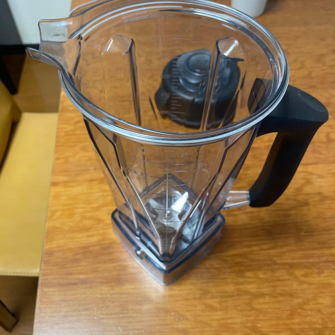 Vitamixブレンダー容器のみ 2リットル 透明/黒 透明プラスチック製