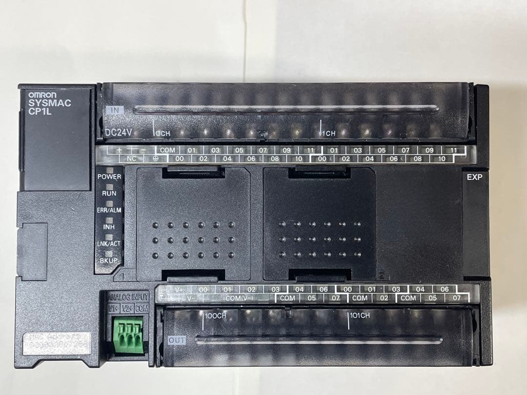 OMRON プログラマブルコントローラー CP1L-M40DT-D