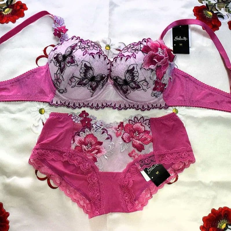 新品・タグ☆ワコール☆サルート☆水瓶座・アクエリアス☆ＰＩ☆Ｅ７５＆ローライズＭ