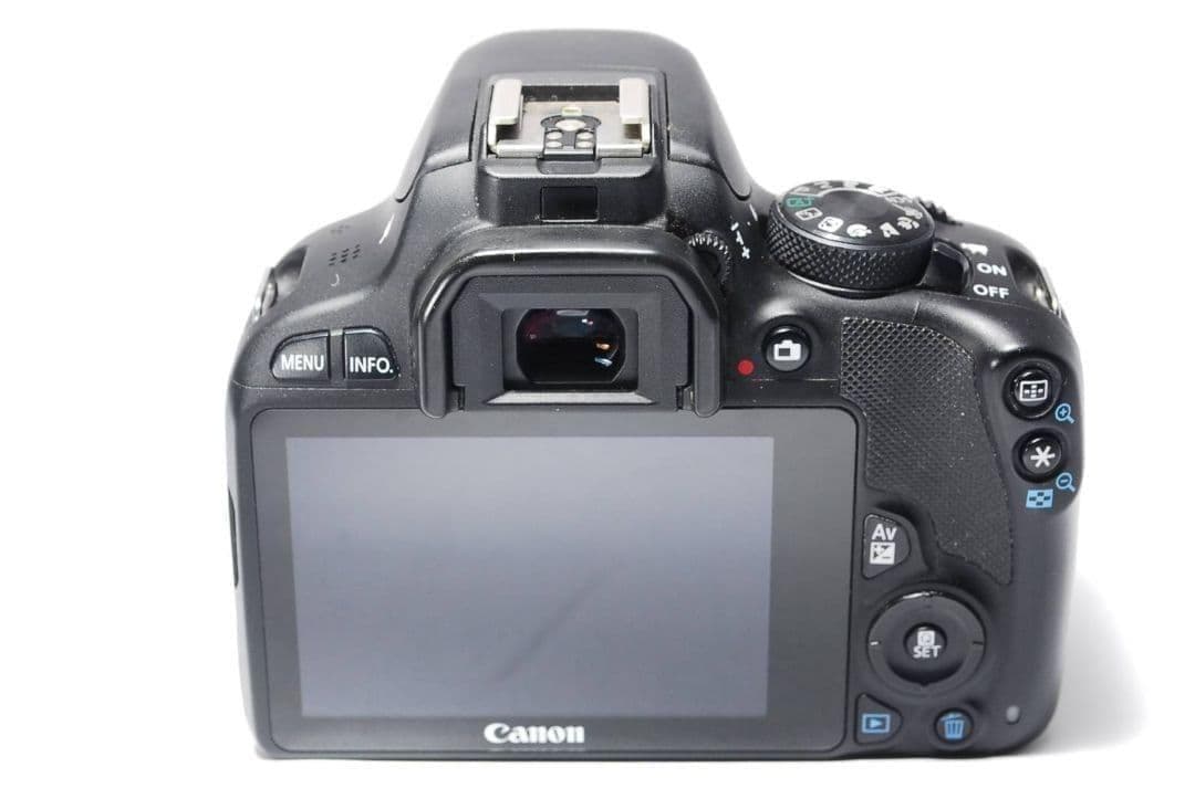 ⭐️シャッター数約5600回⭐️Canon Kiss X7一眼レフカメラ