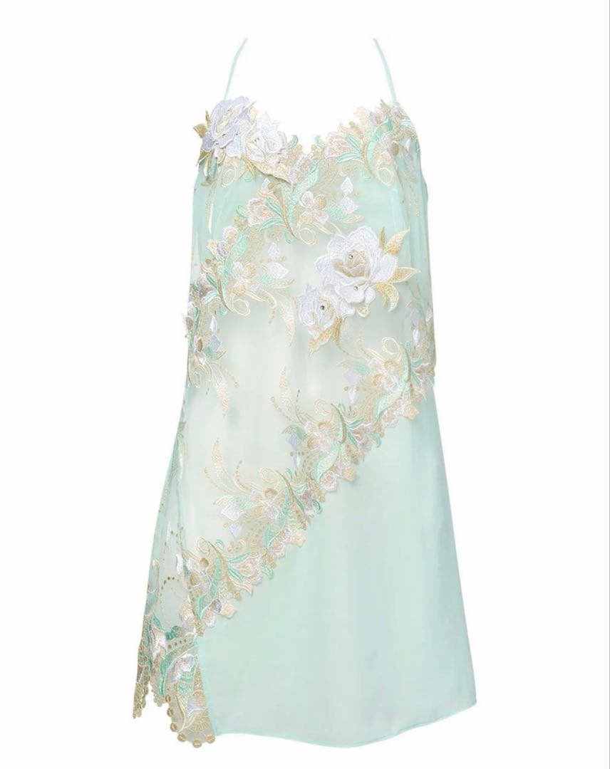 12日限定 ワコール サルート 22グループ ランジェリードレス