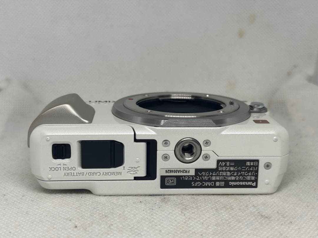 美品！Panasonic LUMIX DMC-GF5 ホワイト