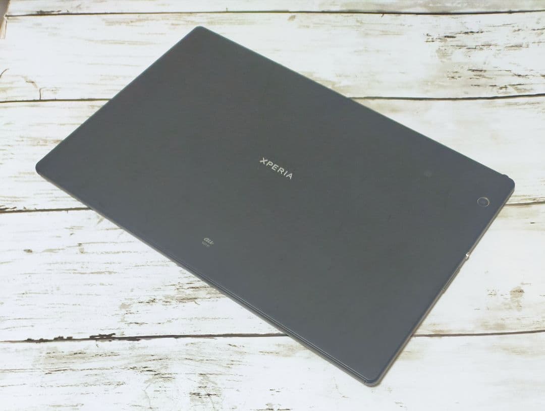 au Xperia Z4 tablet フルセグ　防水 SIMフリー　p-0