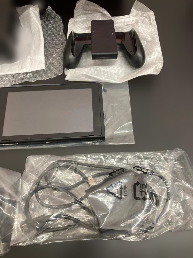 Nintendo Switch 本体 ネオンブルー / レッド