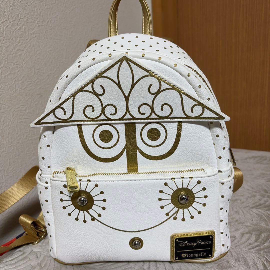 海外限定 Loungefly イッツアスモールワールド　ラウンジフライ　リュック