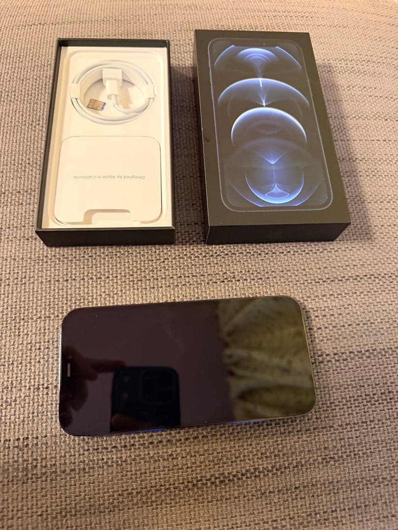 iPhone 12 Pro 128GB バッテリー88% SIMフリー