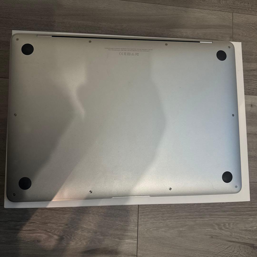 MacBook Air 2018 13インチ シルバー バッテリー状態良好