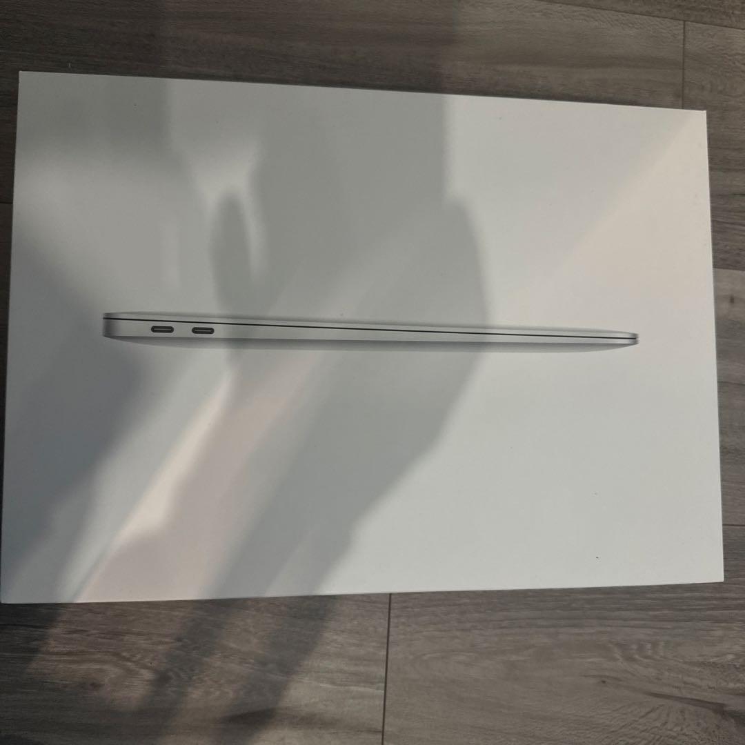 MacBook Air 2018 13インチ シルバー バッテリー状態良好