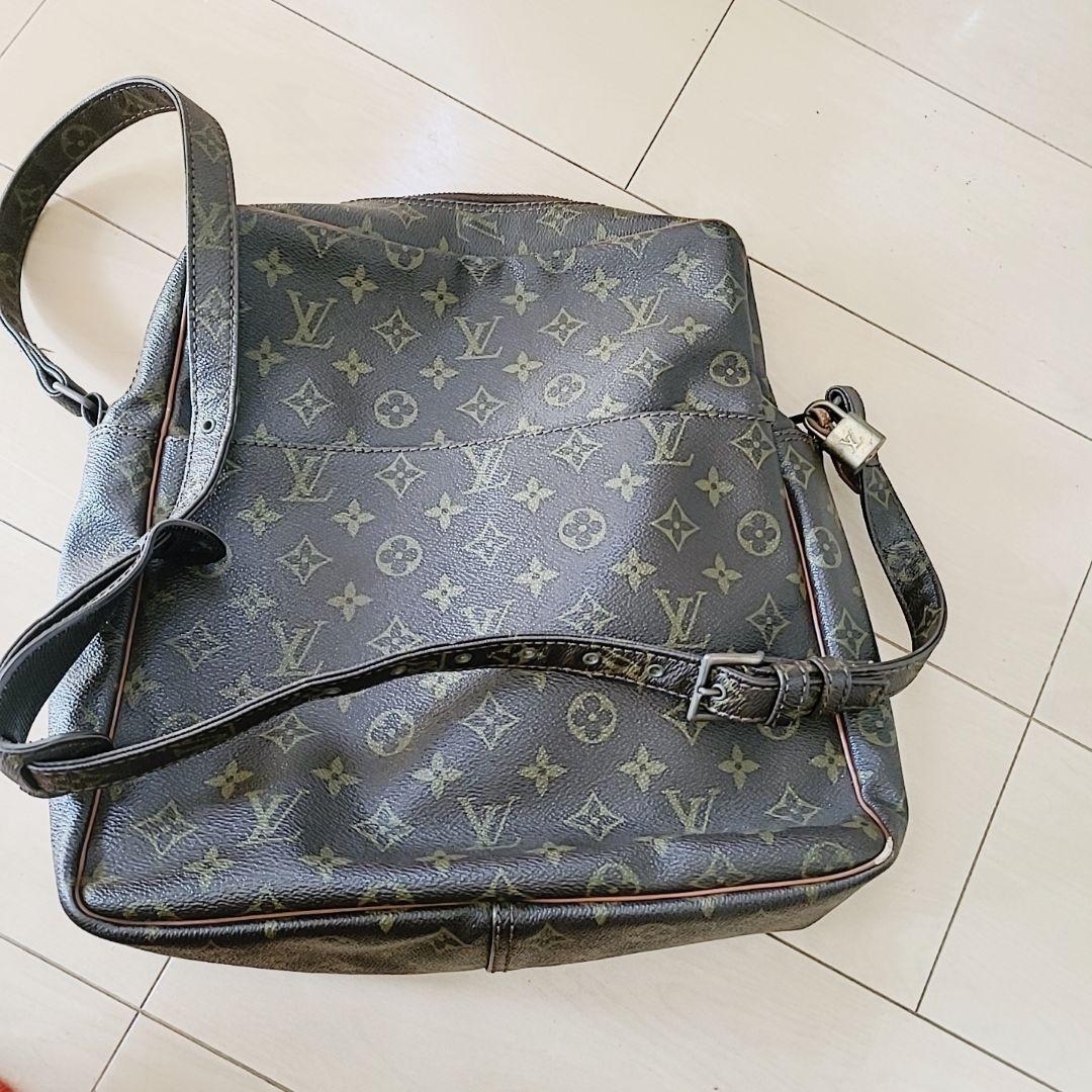 大和 ルイヴィトンショルダー