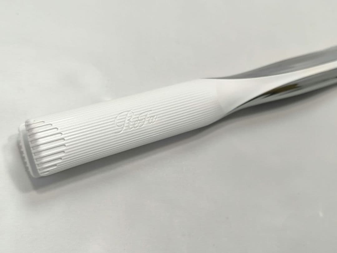 2021年製　正規品　ReFaリファ ビューテック ストレートアイロン