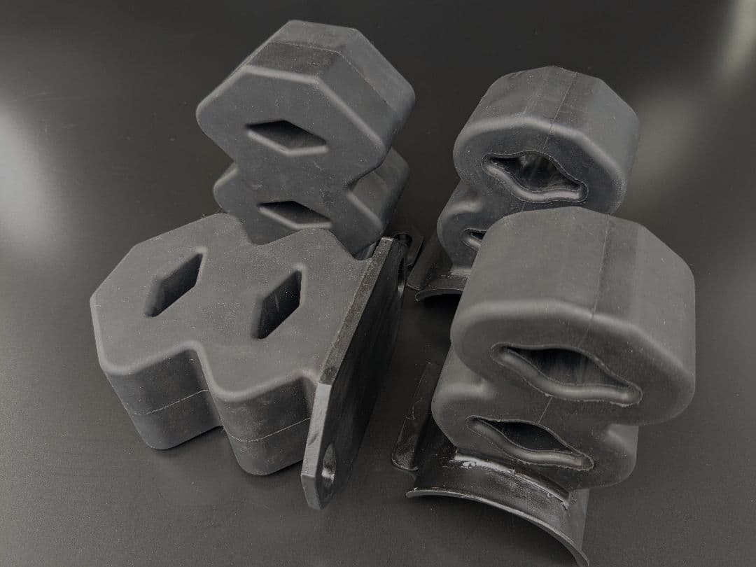 ジムニー ビッグサイズ8の字バンプラバー バンプストッパー 硬度ソフトタイプ