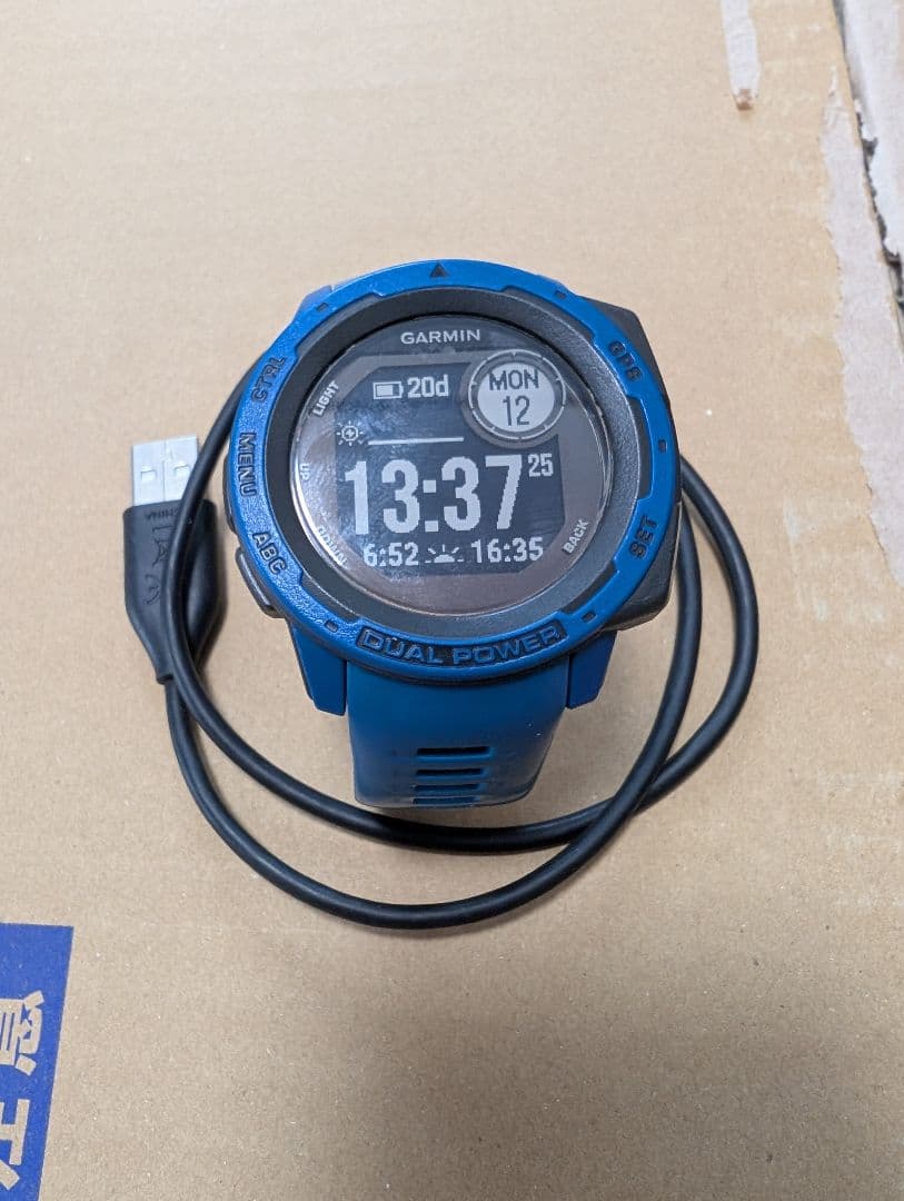 GARMIN Instinct Dual Power 青