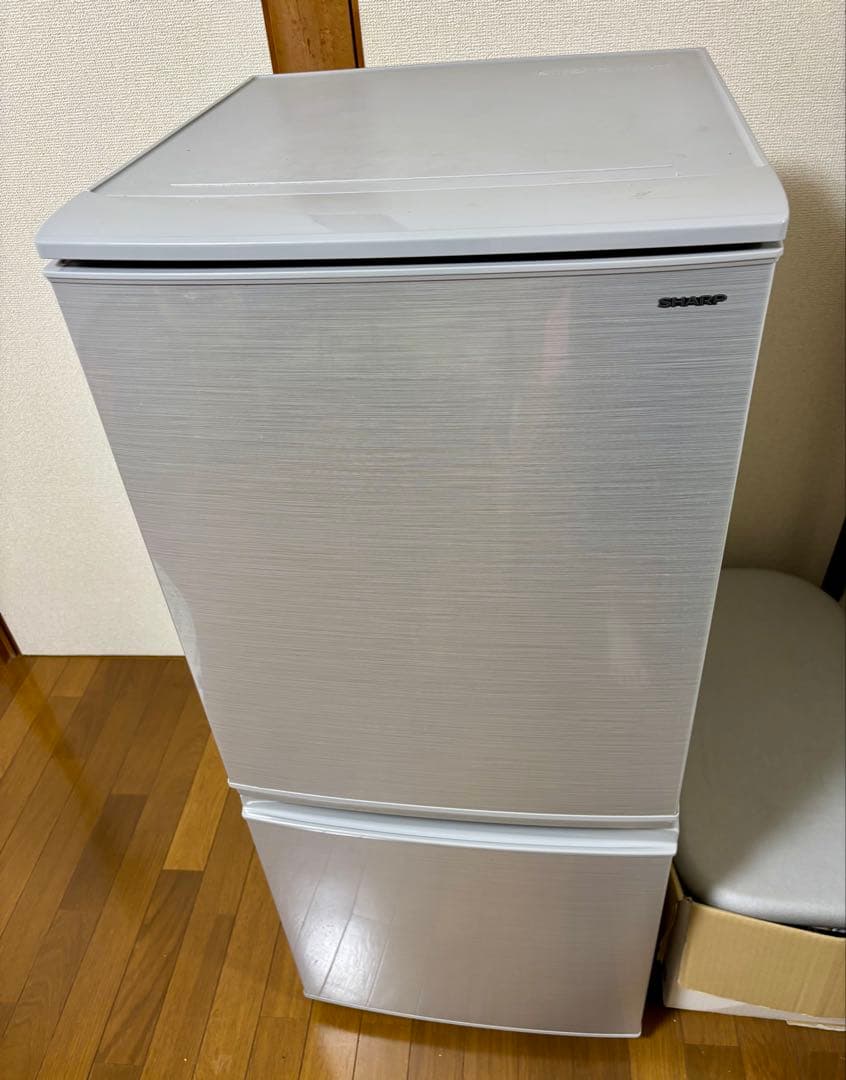 【ジャンク】　SHARP 冷蔵庫 SJ-D14D-S