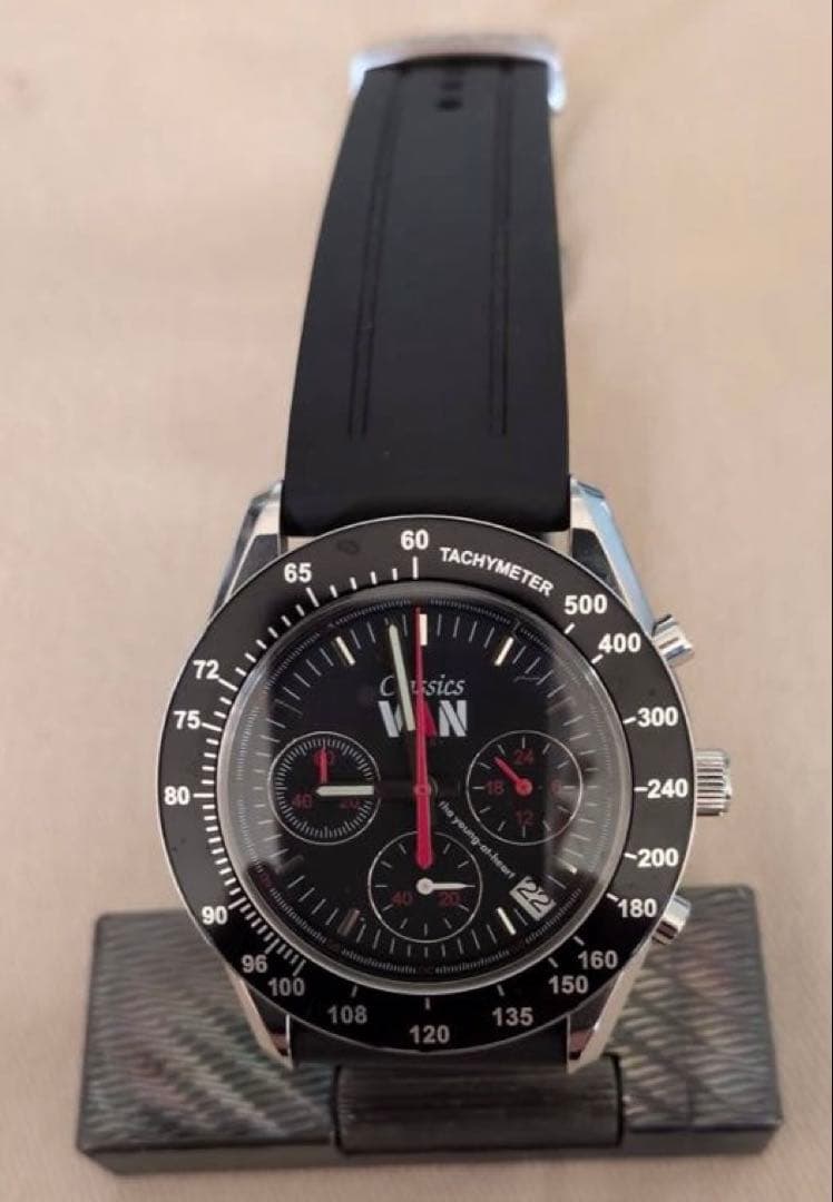 VAN シリアルナンバー付き腕時計　説明書　缶ケース付き