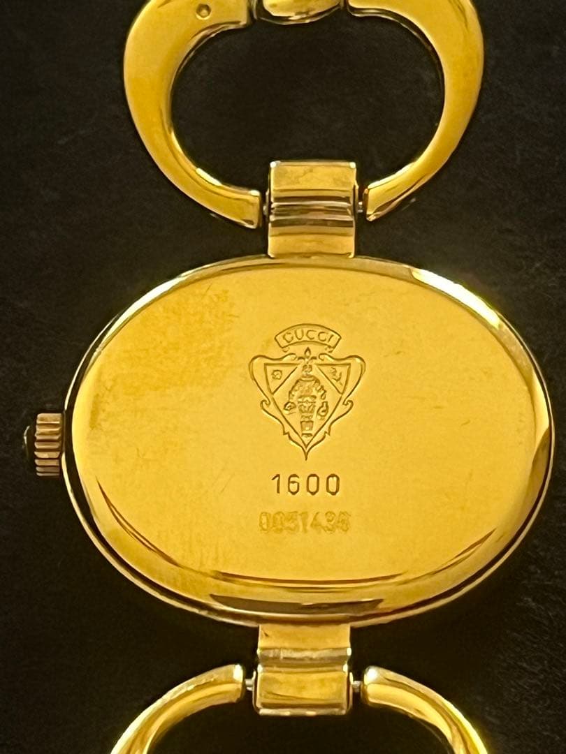 GUCCIグッチ時計　レディース腕時計　1600 ゴールドバングル　ジャンク品