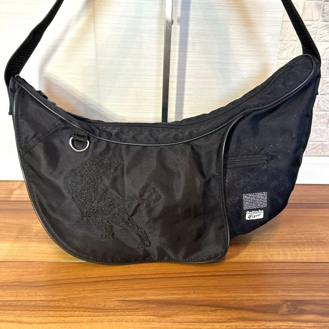 オニツカタイガー メッセンジャーバッグ 刺繍トラ Onitsuka Tiger