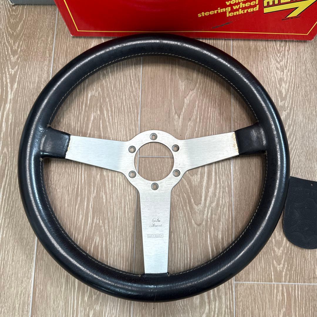 【希少】★ジル・ビルヌーブ★MOMO ステアリング★モモ 正規品　35