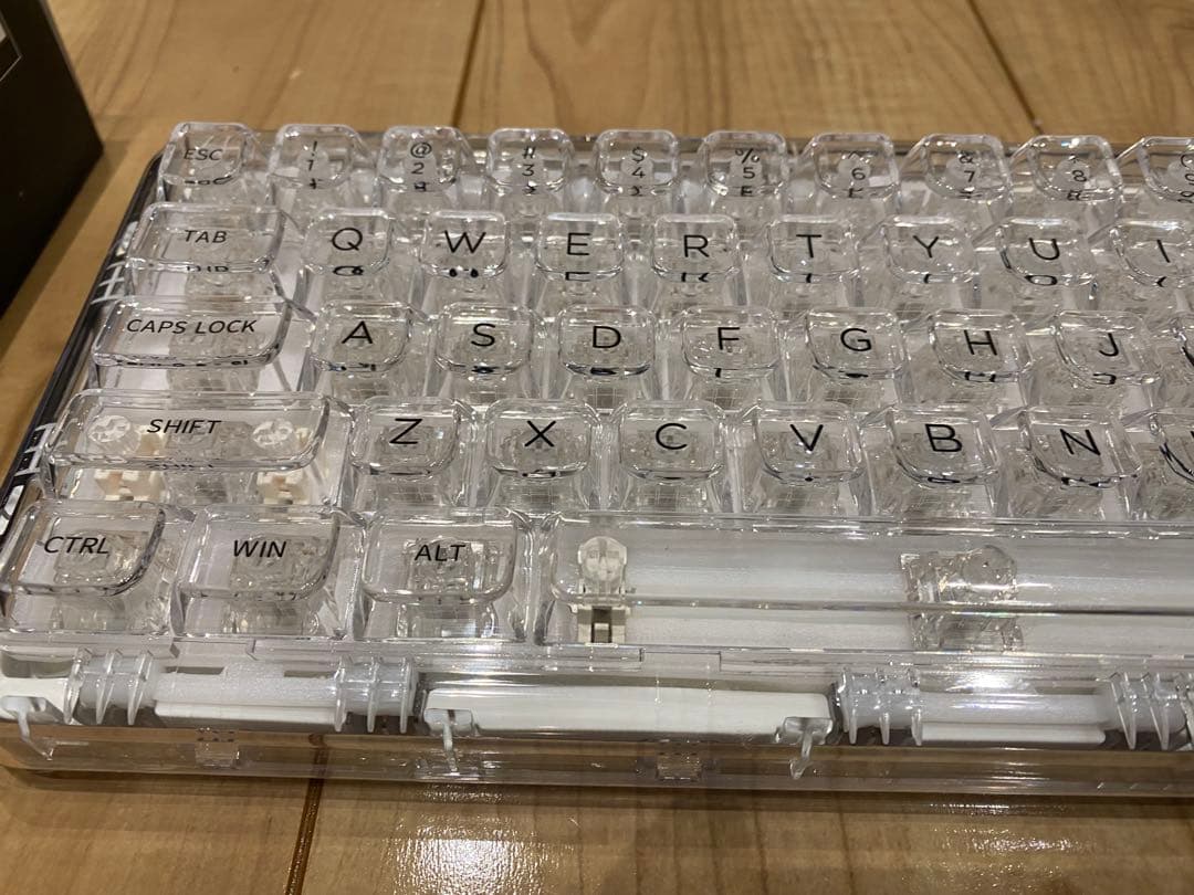 YUNZII X71 トライモードワイヤレスキーボード