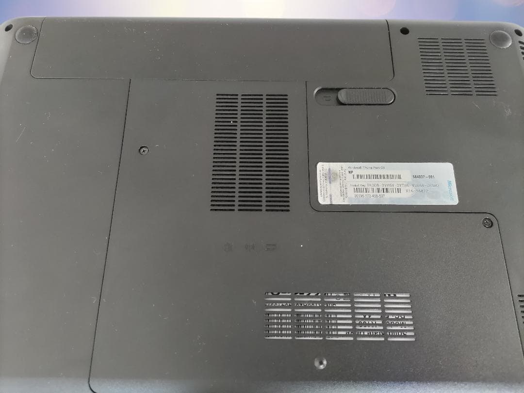 ⑫【すぐ使える！】HP人気モデル！ノートPC 人気の赤！Win11 新品SSD！