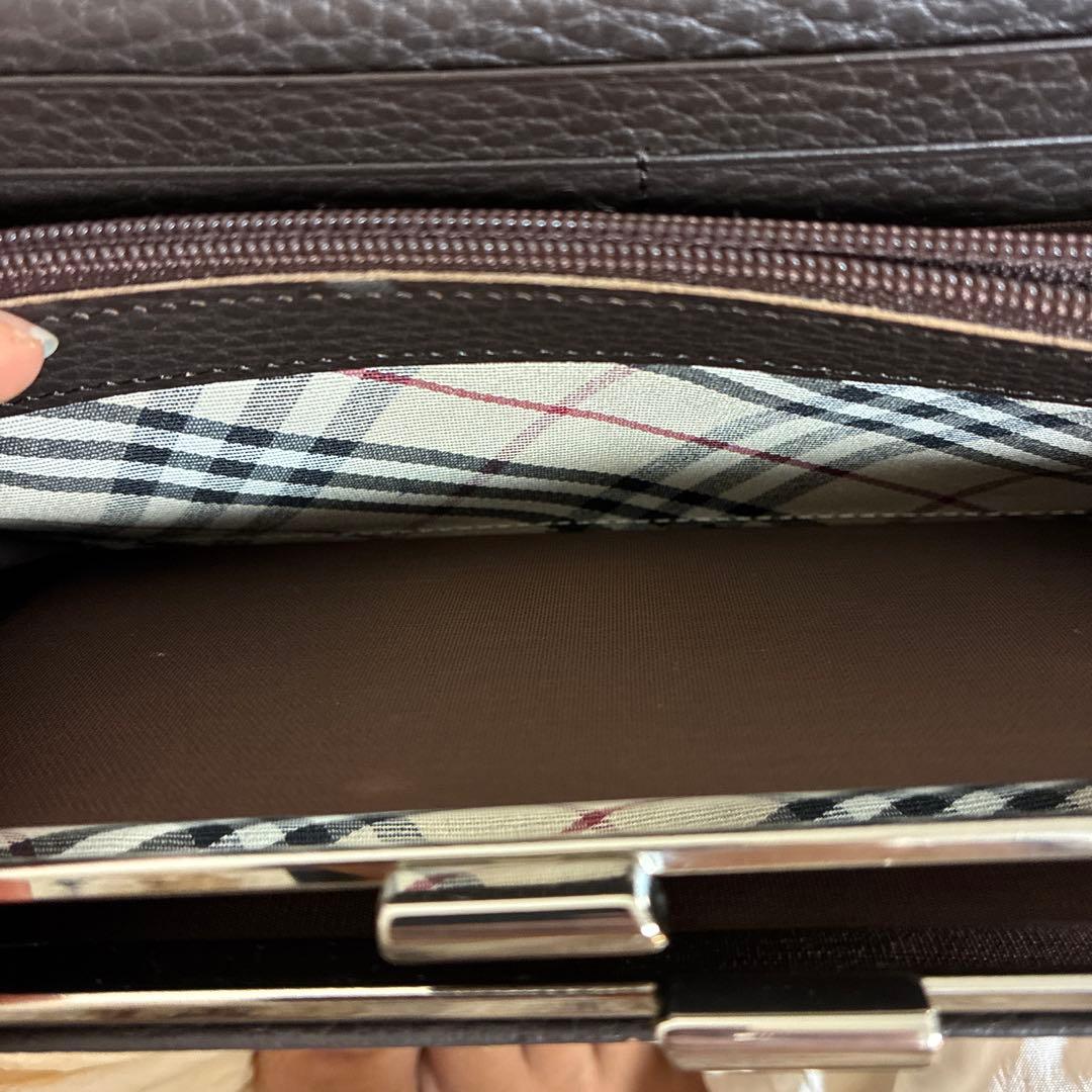 Burberry 長財布 チェック内装