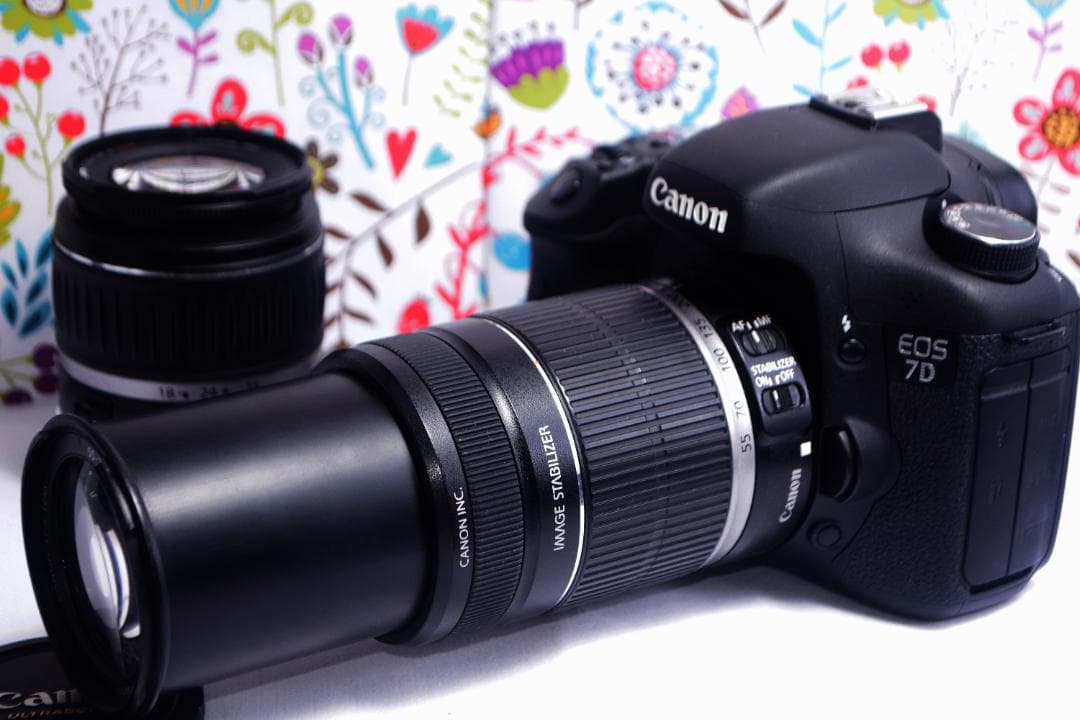 ❤️Canon EOS7D☆スマホに転送&超高画質で動画撮れてレンズ付❤️