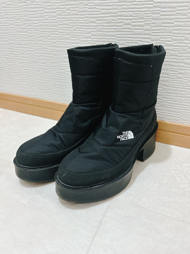 THE NORTH FACE カルミアヌプシ厚底ショートブーツ ブラック