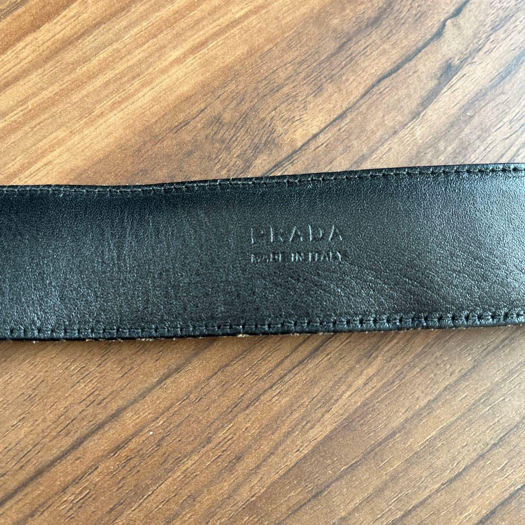 PRADA レザー　ガチャベルト
