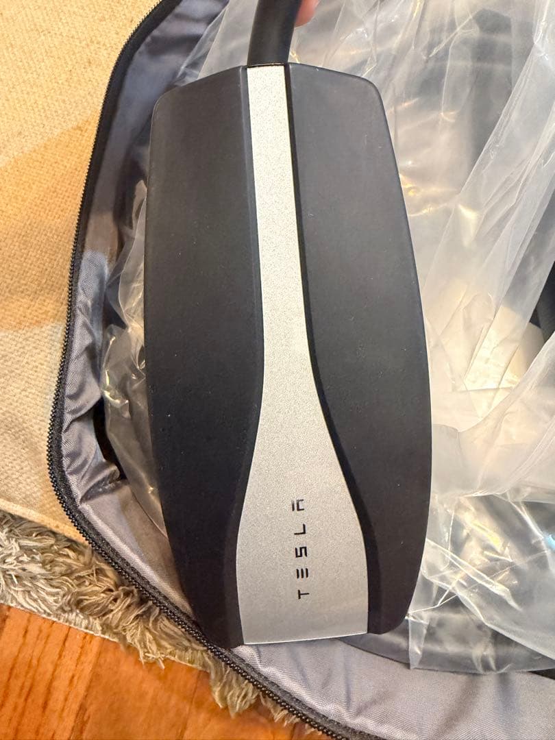 【新品】TESLAテスラ GENIIモバイルコネクター