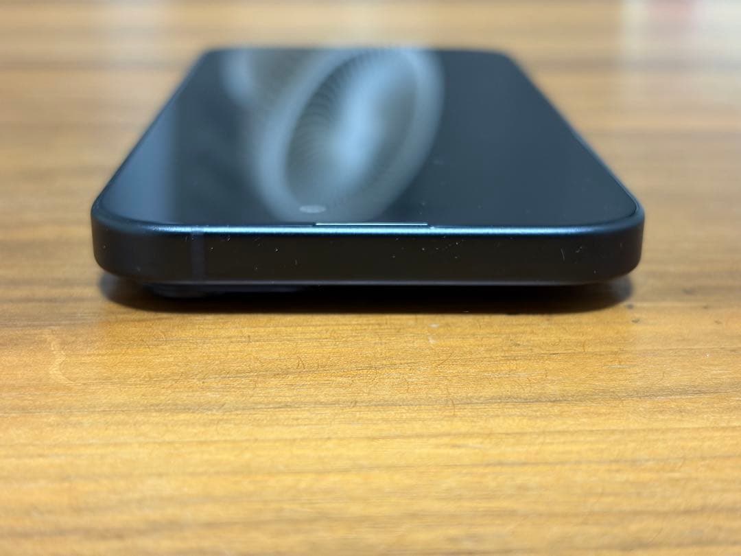 【美品】iPhone15本体　128GB