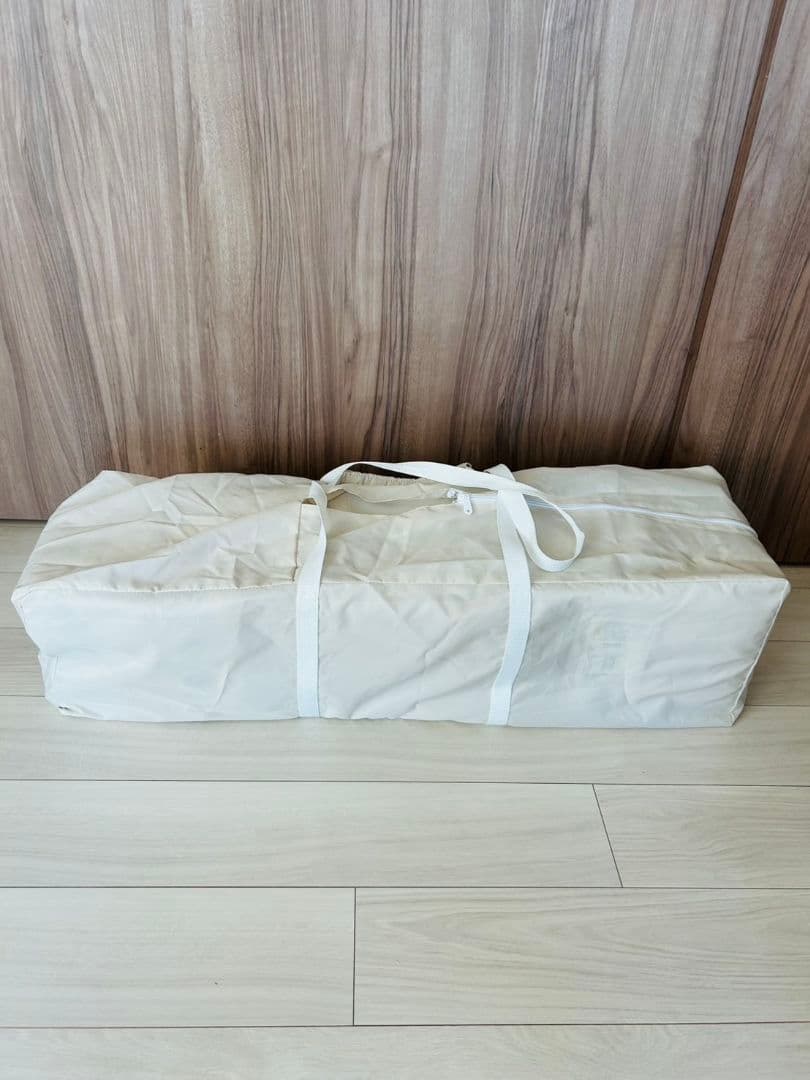 【匿名配送】ベビーベッド　ココネルエアー　アップリカ