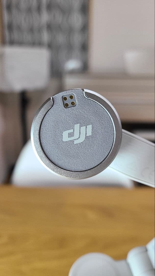 DJI Osmo Mobile 7 スマホ用スタビライザー 　ジンバル
