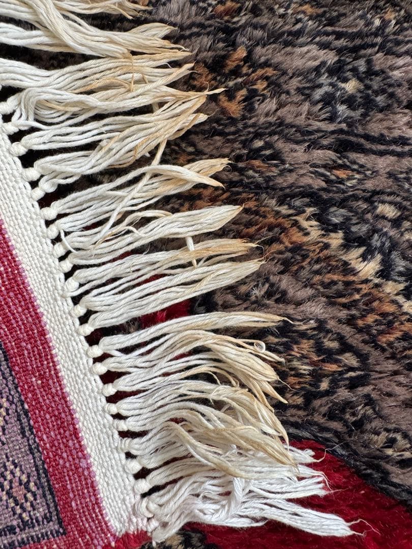 パキスタン絨毯　手織りラグ　玄関マット　ヴィンテージ　赤