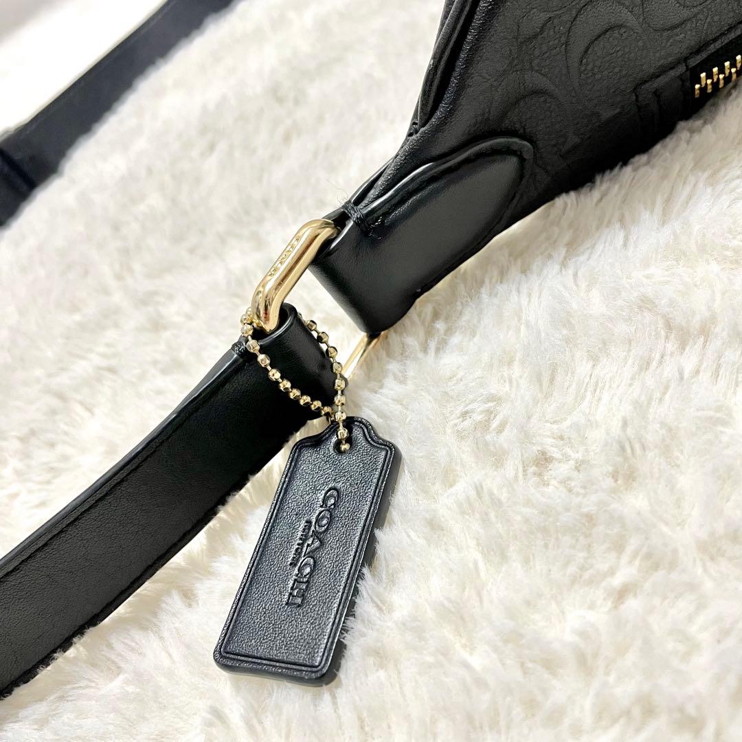 美品 COACH コーチ F48741 エンボスシグネイチャー ボディバッグ