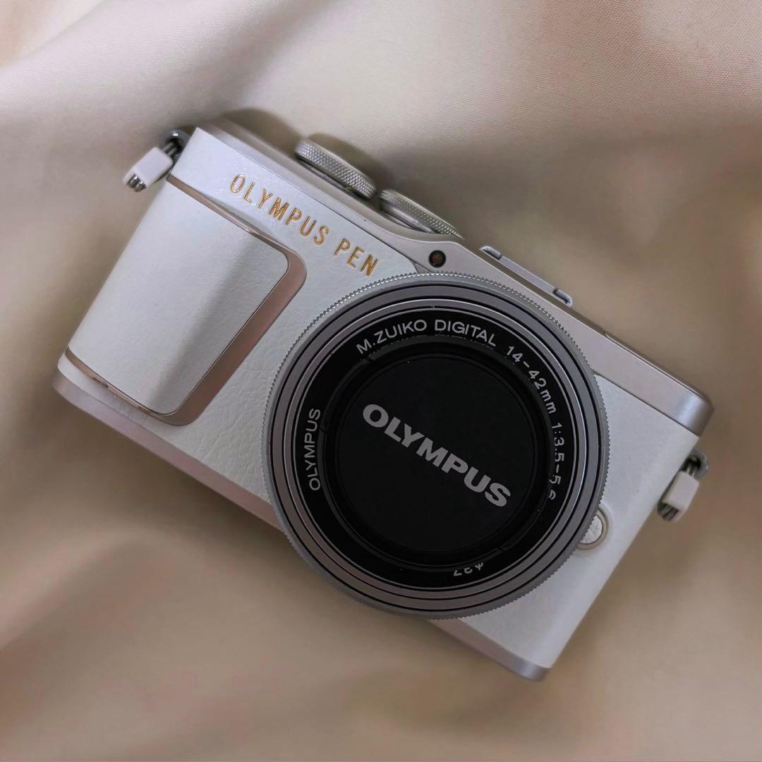 オリンパス ミラーレス カメラ 一眼レフ OLYMPUS PEN ホワイト 写真