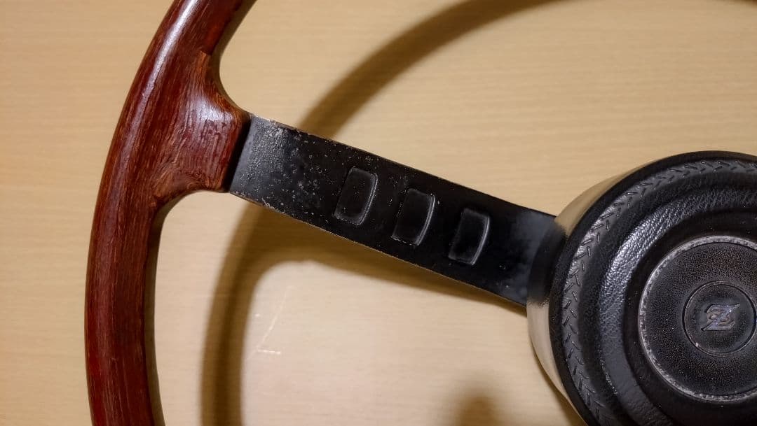 【ナオユ】フェアレディZ　Fairladyz　純正ステアリング旧タイプ